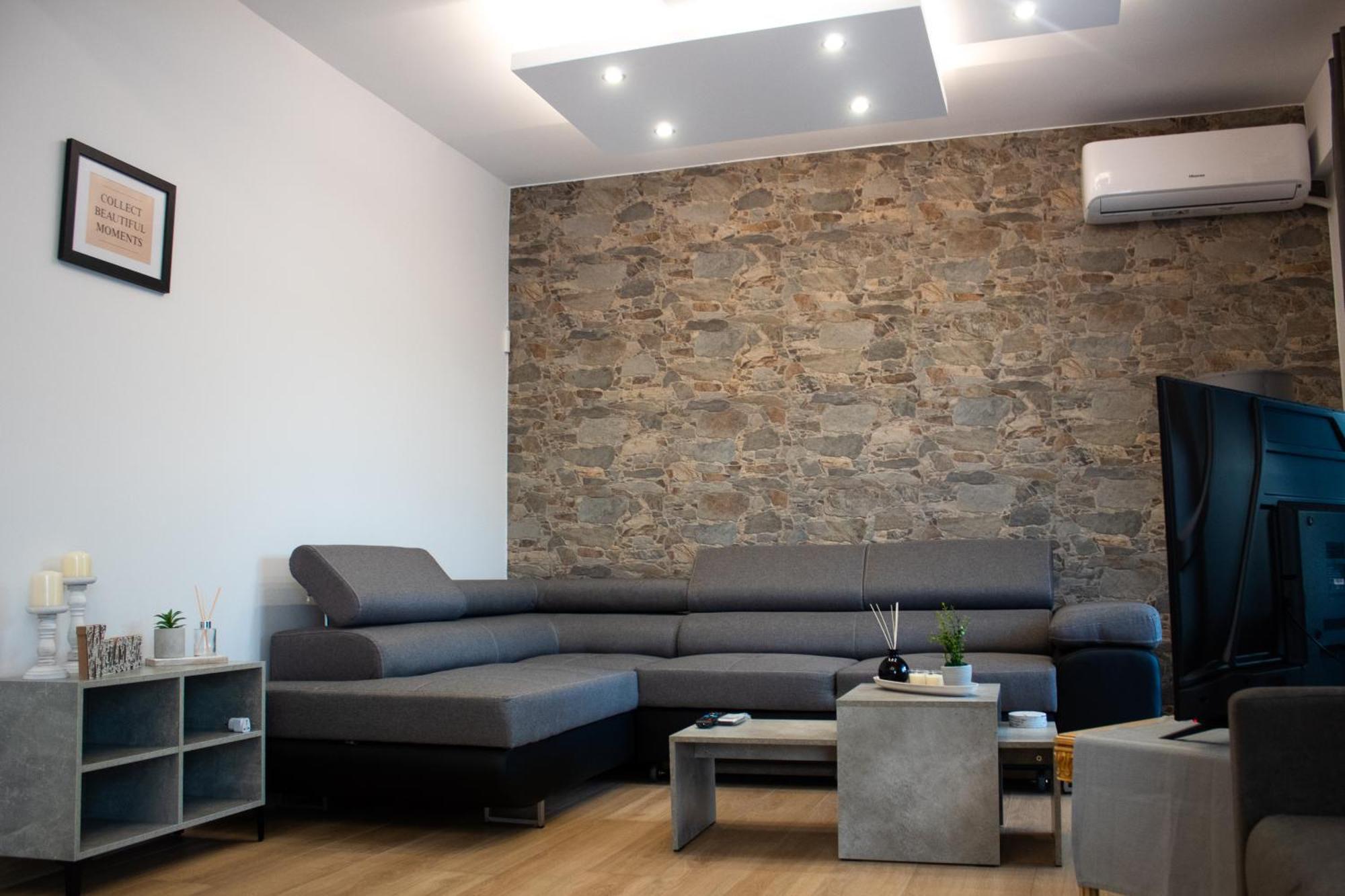 Giakost Apartments V Near Airport Artemida  Bagian luar foto